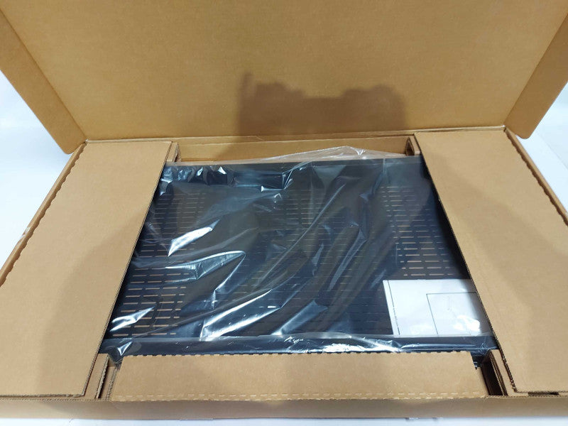 New in box Dell 1U Stationary Kit Shelf 600 x 800 W/ Rear Angle P/N: 7163U Q#