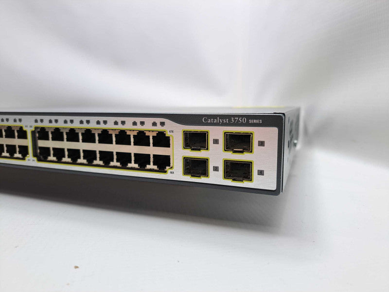 Cisco Catalyst 3750 WS-C3750-48TS-S 48-Port Fast Managed Ethernet Switch )