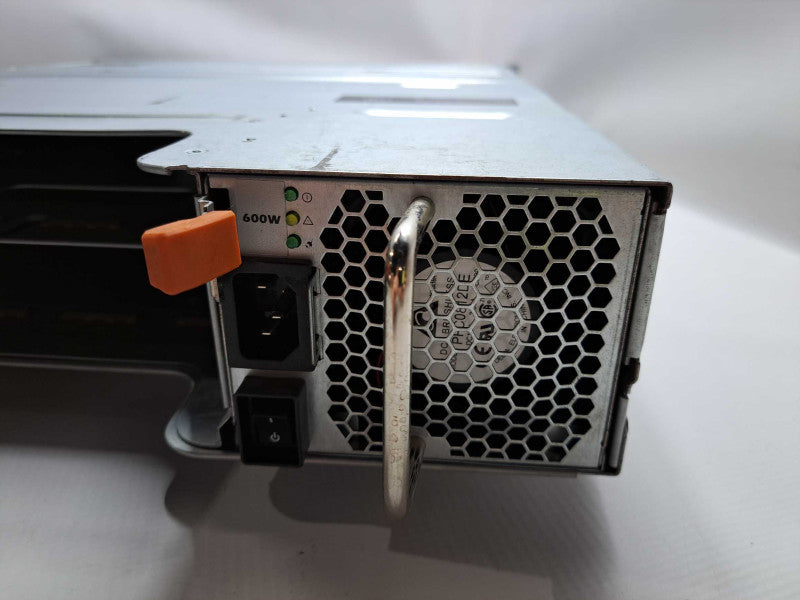 Dell PowerVault MD3200i Disk Array 12x 3.5\\" Bays - Chassis + 2x 600W PSU )