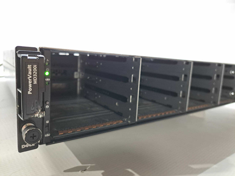 Dell PowerVault MD3200i Disk Array 12x 3.5\\" Bays - Chassis + 2x 600W PSU )
