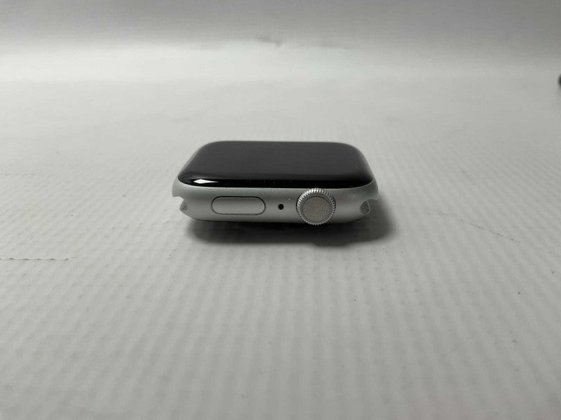 Apple watch Series 6 44mm Aluminium Case READ  -
