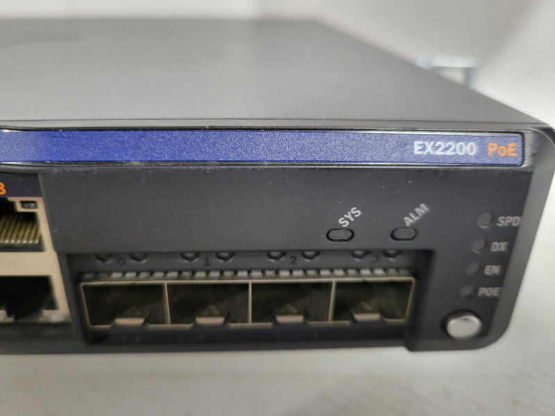 JUNIPER EX2200-24P-4G 24 port POE switch with 4x SFP ports !