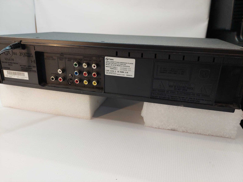 Funai Video Cassette/DVD Player Model: CDV225FX4