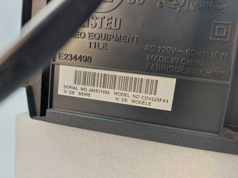 Funai Video Cassette/DVD Player Model: CDV225FX4
