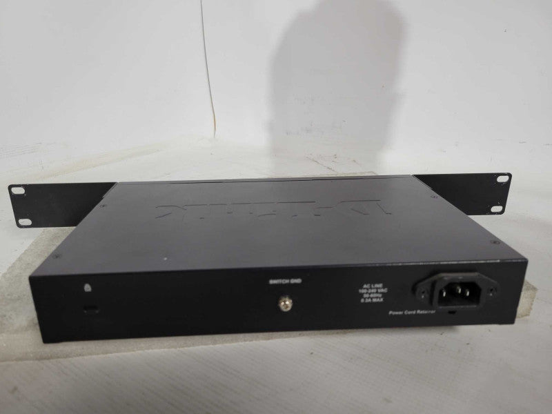 D-Link DGS-1024D 24 Port 10/100/1000 Gigabit Ethernet Switch !