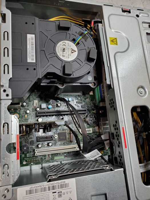 Lenovo ThinkCenter M725s - AMD Ryzen 5 Pro 2400G w/ Radeon @ 3.6 GHZ 8gb ddr4