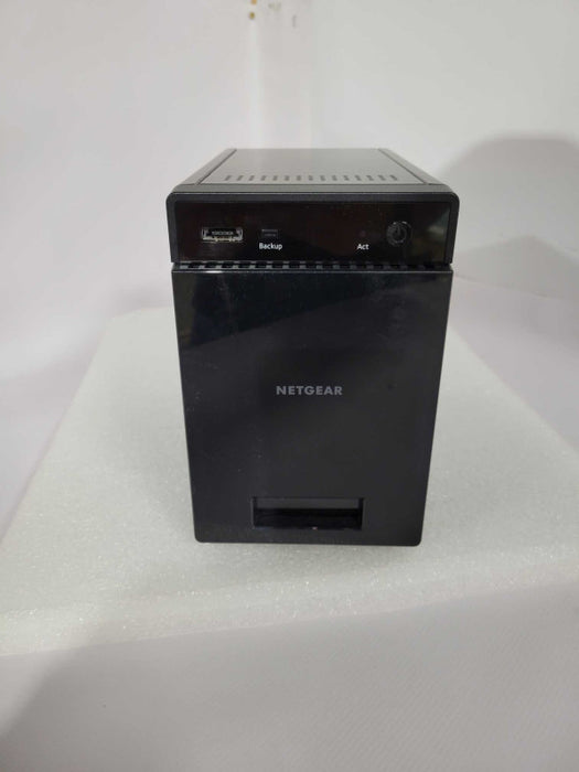 Netgear RN31400 ReadyNAS 314 NAS RND-4C 4-Bay Storage w/8TB Storage INCLUDED !