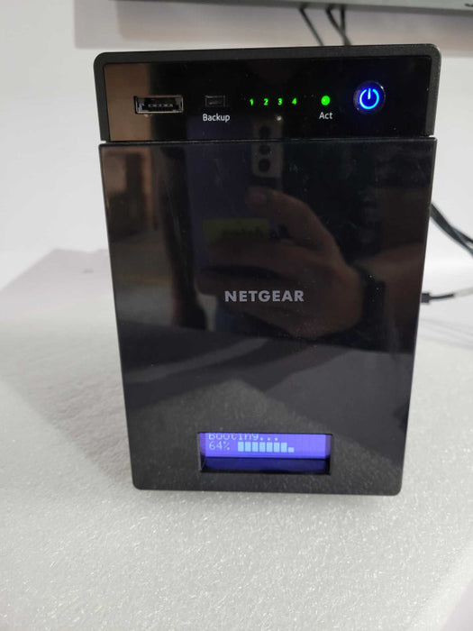 Netgear RN31400 ReadyNAS 314 NAS RND-4C 4-Bay Storage w/8TB Storage INCLUDED !