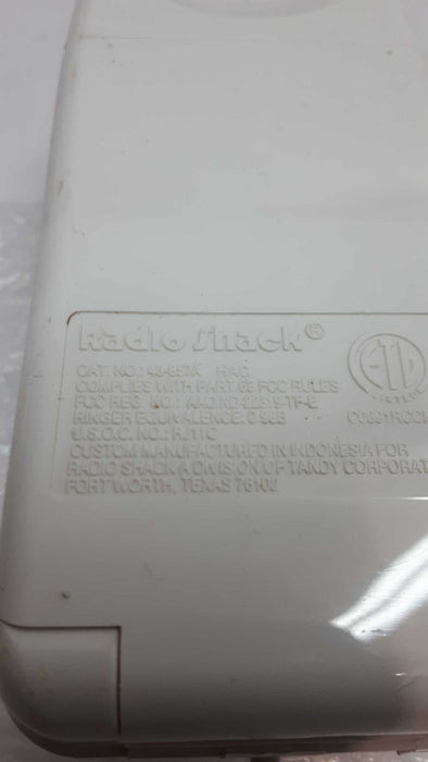 Radio Shack 43-857A White Flip Phone &