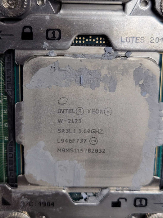 Dell Precision 5820 Tower, Xeon W-2123 No RAM/HDD/GPU, READ _
