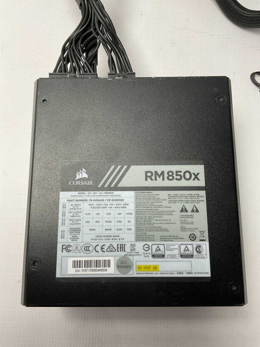 Corsair RM850x 850 Watt 80 PLUSÂ® Gold Certified Fully Modular PSU READ  -