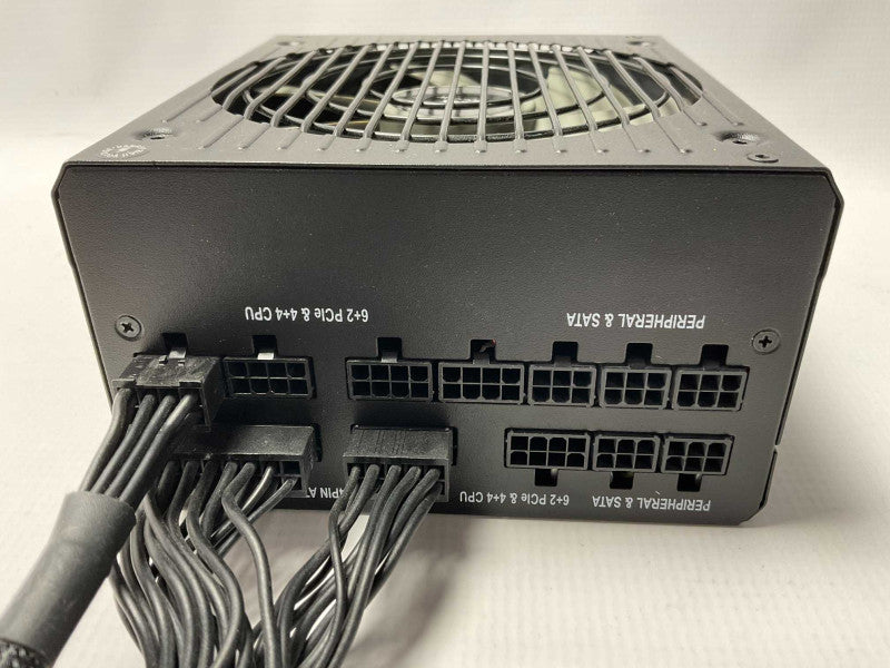Corsair RM850x 850 Watt 80 PLUSÂ® Gold Certified Fully Modular PSU READ  -