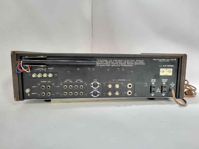 Vintage AKAI Stereo Receiver AA-8030 $