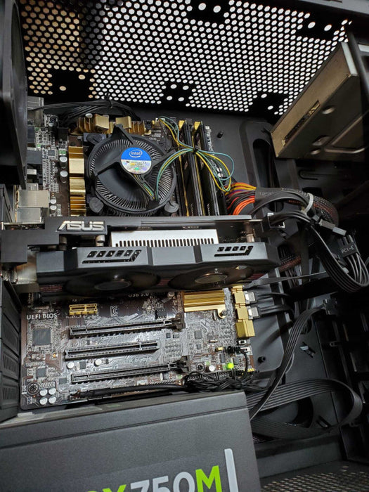 Custom PC - Intel i7-4770k @ 3.50 GHZ 16GB DDR3 GTX 650ti 750W PSU
