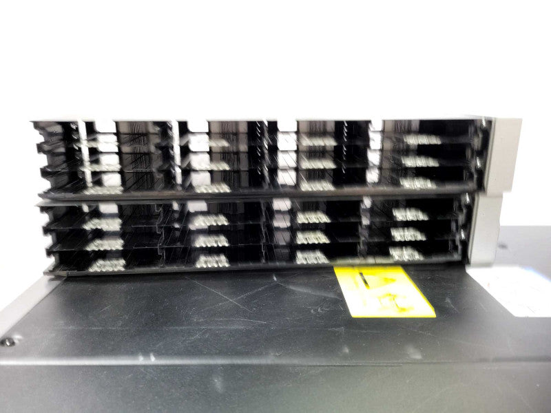 Dell PowerVault TL4000 with 2x LTO Ultrium 5-H 46X6073  $