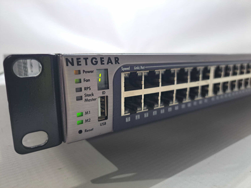 Netgear ProSafe GSM7352S V2 48 Port Gigabit Switch w/ 10G SFP UpLink *PARTS* )