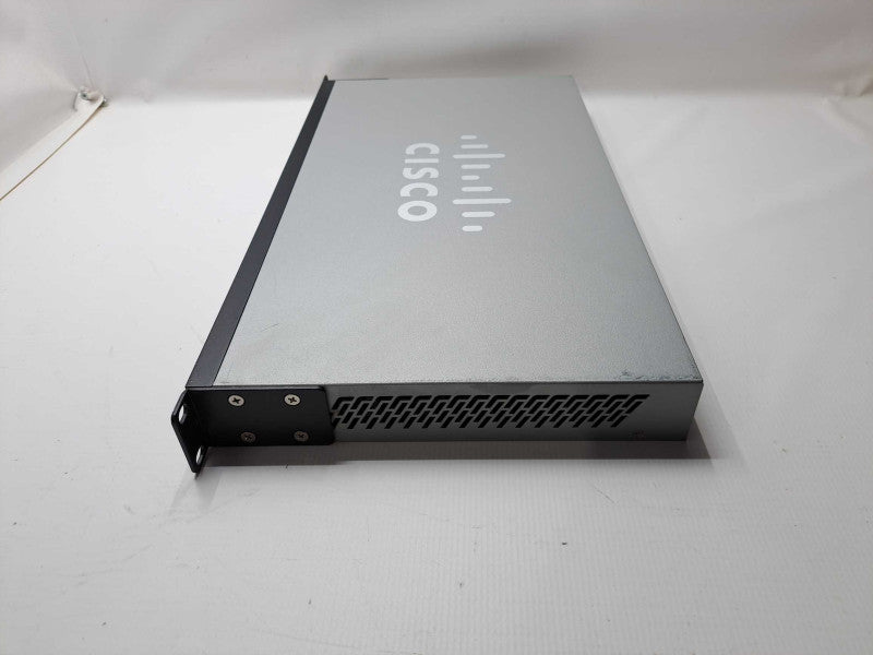 Cisco SG300-28P 28-Port Gigabit PoE Managed Switch )