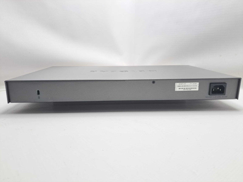Netgear ProSafe GS728TP 24-Port Gigabit PoE Ethernet Switch )