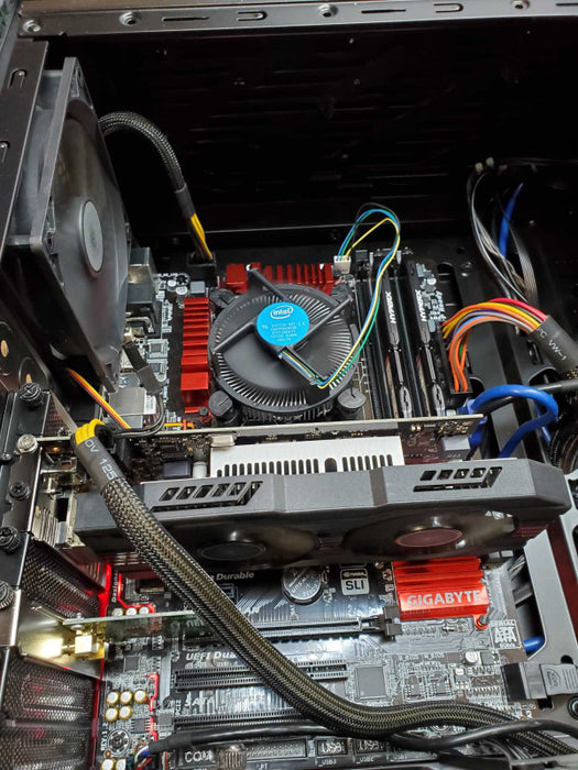 Custom PC - Intel i7-4790 @ 3.60 GHZ 16GB DDR3 GTX 750ti 2gb 750W PSU