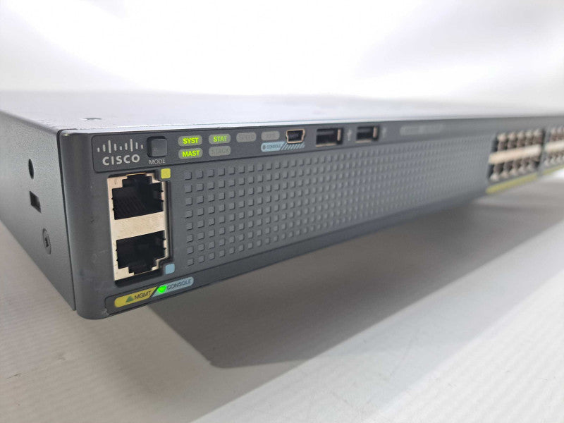 Cisco WS-C2960X-24TD-L 24-Port Gigabit Managed Switch w/ 2-Port 10GbE SFP+ )