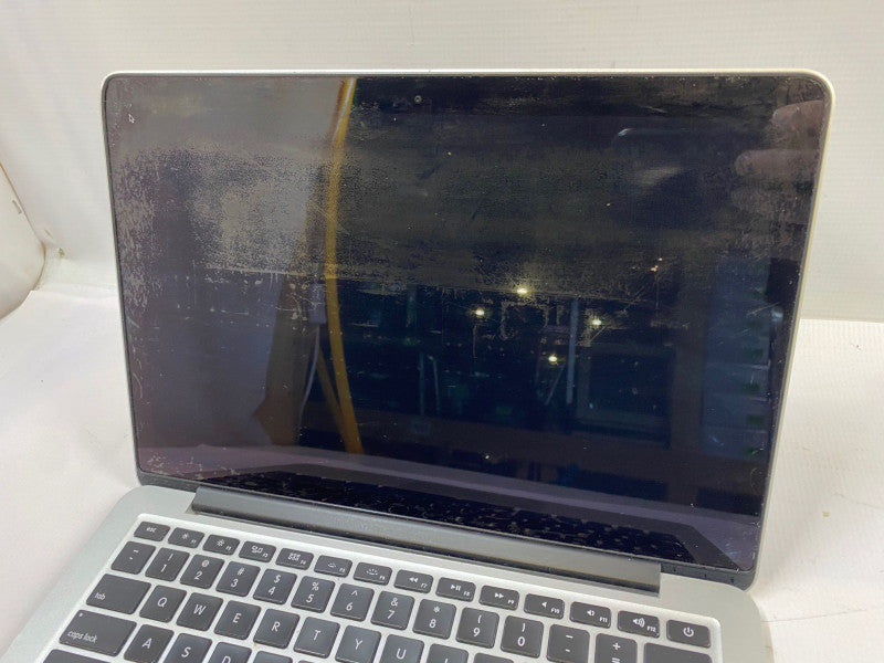 Apple MacBook Pro Retina 13\\" Mid 2014 Core i5-4278U 8GB RAM 256GB SSD READ!