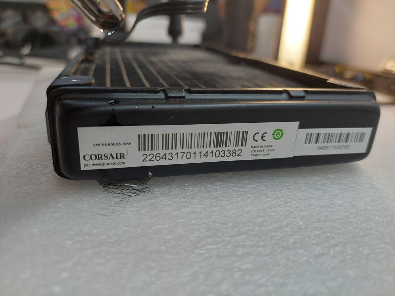 Corsair Liquid Cooler   CW-9060025-WW