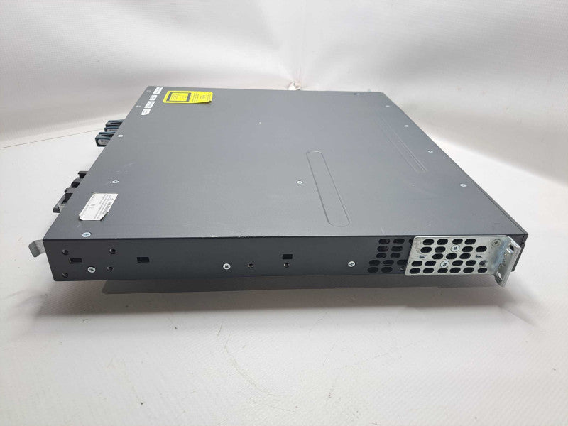 Cisco WS-C3750X-24T-L 24 Port Gigabit Network Switch 1x 350W PSU )