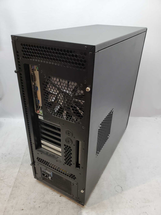 Custom PC - Intel i7-6700k @ 4.00 GHZ 16GB DDR4 750W PSU