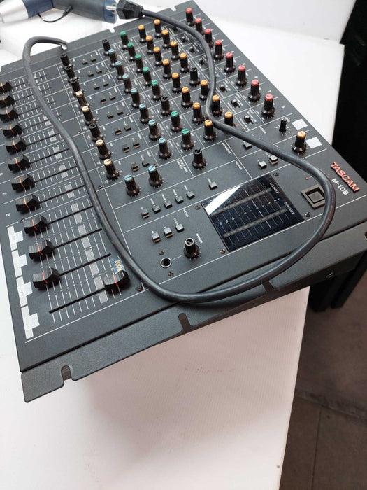 Tascam Mixer Model: M-108
