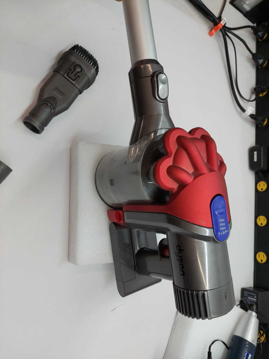 Dyson Cordless battery operated vacuum DC35