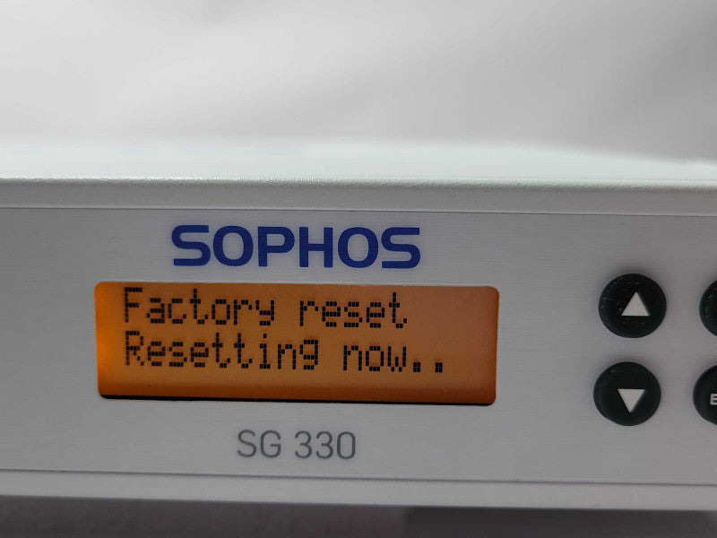 Sophos SG 330 Firewall Security Appliance Switch _