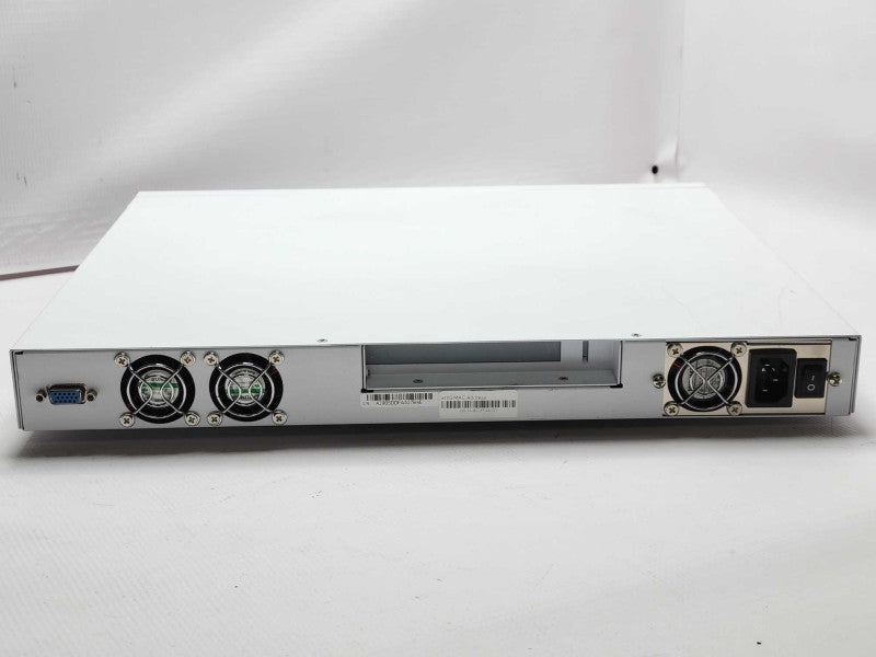 SOPHOS UTM320 REV.5 SWITCH ETHERNET 8 PORT 10/100/1000 READ _