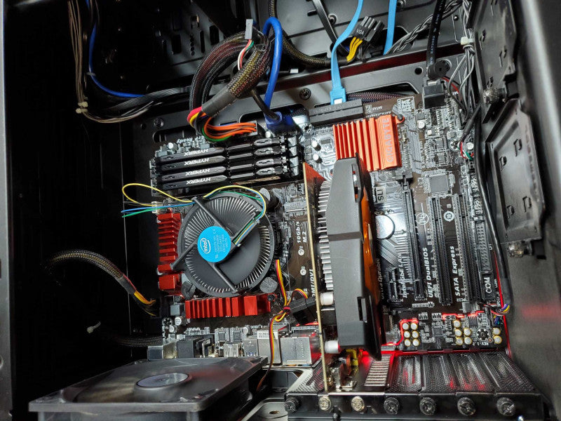 Custom PC - Intel i7-4790 @ 3.60 GHZ 32GB DDR3 GTX 750ti 2gb 750W PSU
