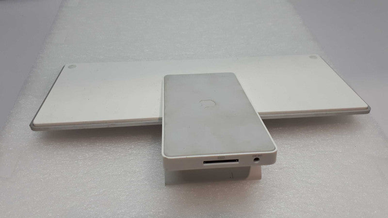Genuine Apple A1359 Keyboard Dock Charger for iPad 30-pin &