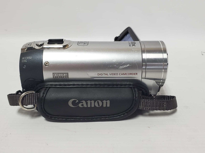 Canon FS100 Digital Camcorder (READ) |