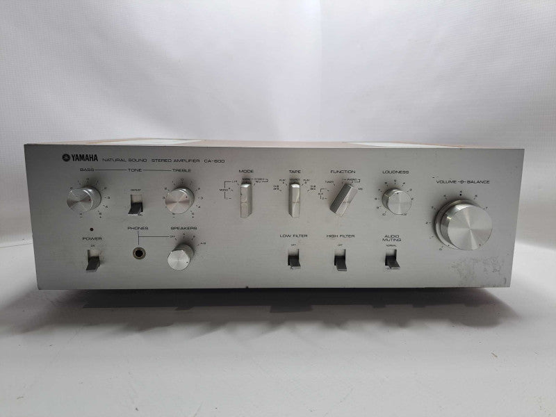 Vintage Yamaha CA-600 Natural Sound Stereo Amplifier *READ* )