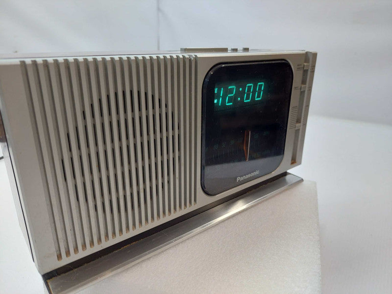 Vintage Panasonic Alarm Clock Radio Model: RC205