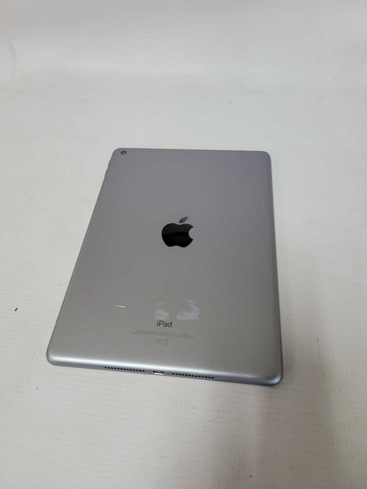 Apple iPad 5th Gen (A1822) - READ