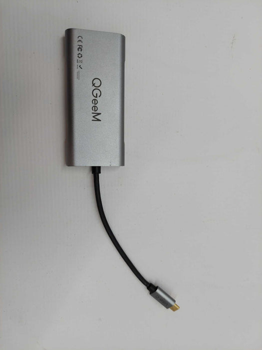 QGeeM USB-C Hub Card Reader