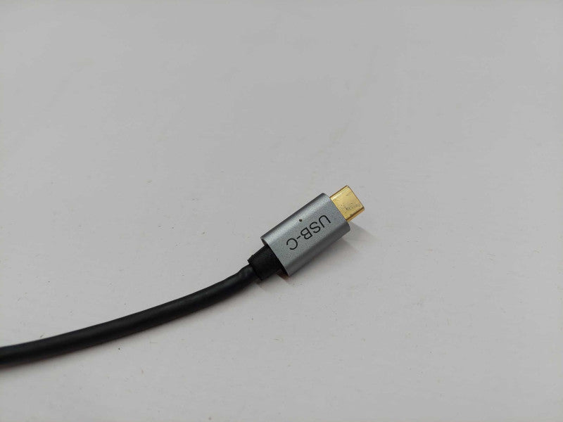 QGeeM USB-C Hub Card Reader