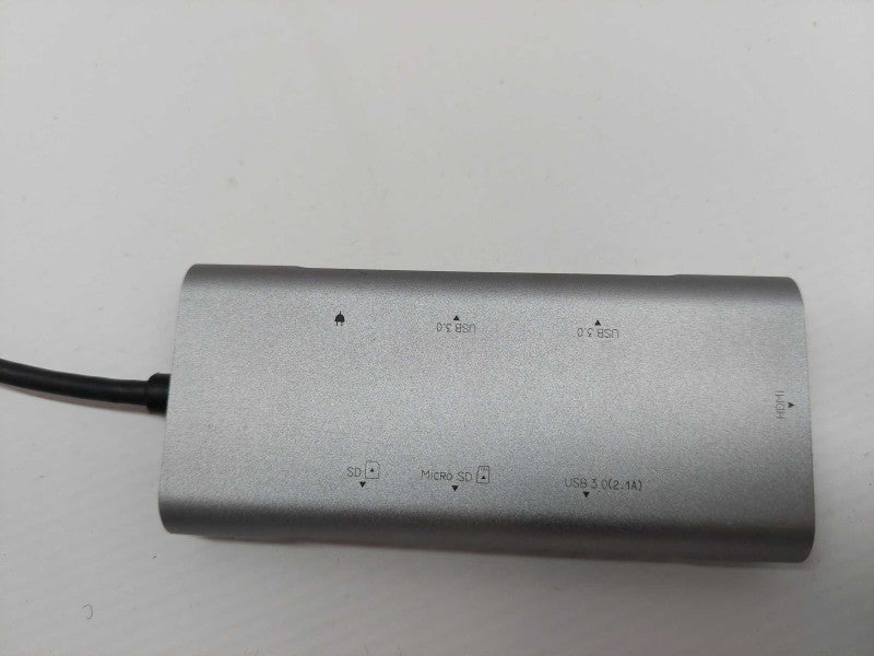 QGeeM USB-C Hub Card Reader