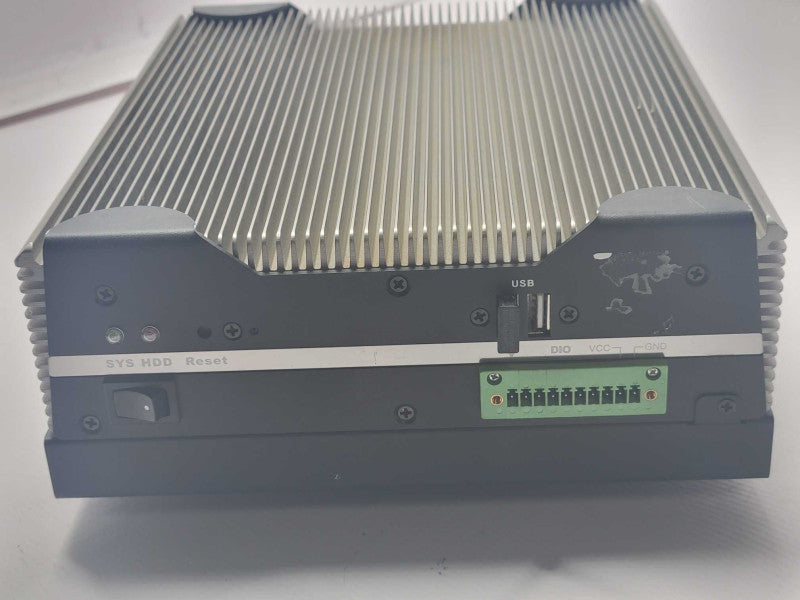 AEC-6635 Fanless Embedded Controller with Intel Coreâ¢ i7 CPU, 4GB RAM _
