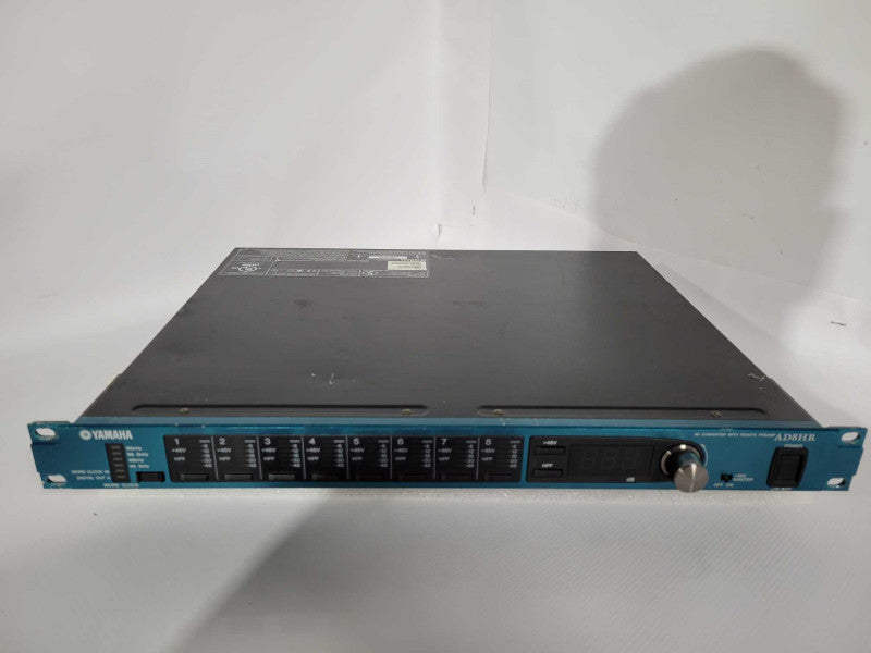 Yamaha AD8HR 8ch Analog to AES Converter !