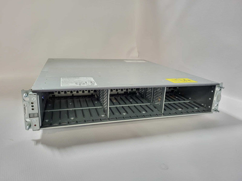 Netapp NAJ-1501 24x Bays 2x 111-03964 Controller READ $