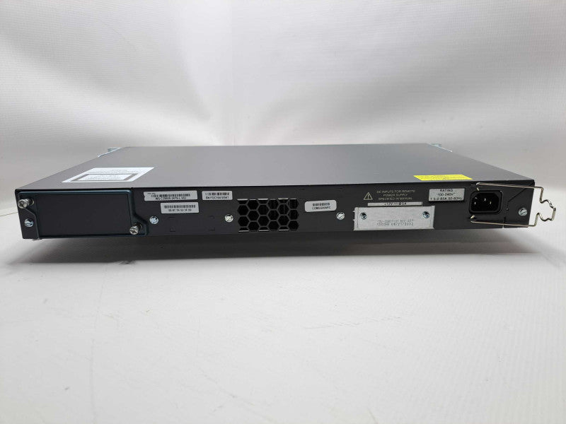 Cisco WS-C2960S-24TS-L 24-Port Gigabit Managed Switch )