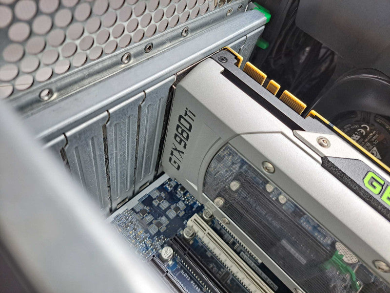 HP Z840 Workstation 1x Xeon E5-2630 v3 @ 2.40GHz 32GB DDR4 GTX 980Ti  )