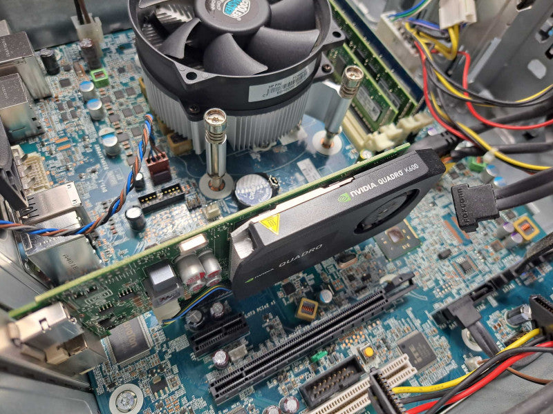 HP Z230 Workstation Xeon E3-1225 v3 @ 3.20GHz 24GB Ram Quadro K600 )