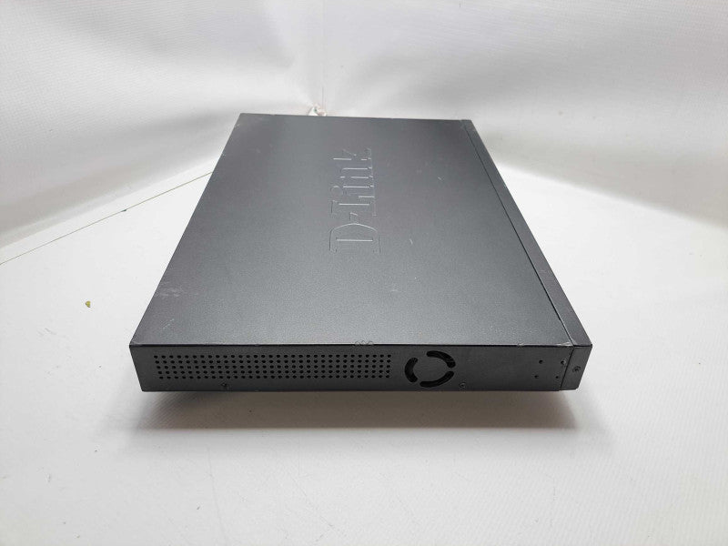 D-Link DGS-1248T Web Smart 48-Port 10/100/1000 + 4 Combo SFP Switch )