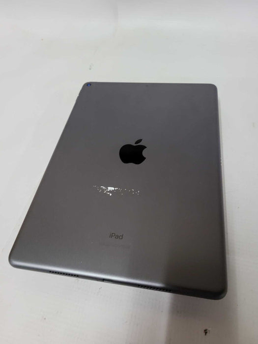 Apple iPad 3rd Gen 256GB (A2152) - READ