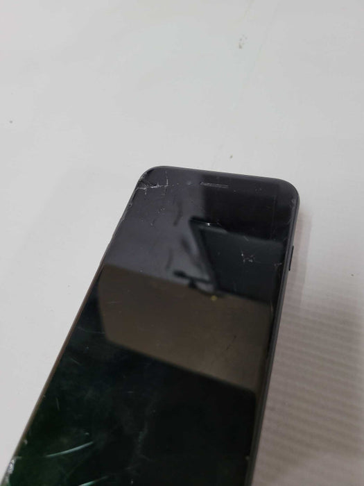 Apple iPhone SE 2nd Gen 64GB (A2275) - READ
